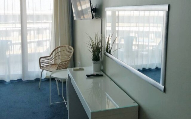 Hotel Grenada 4 Cozy Modern Studio in Sunny Beach