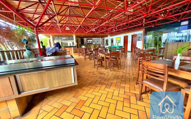 Apartamento completo com píer e acesso ao mar 4