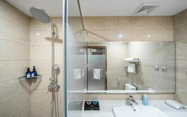 Starway Hotel (Chifeng Wanda Plaza)