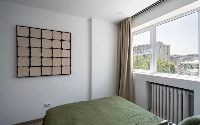 Chic & Central 3BR Retreat in the Historic Center