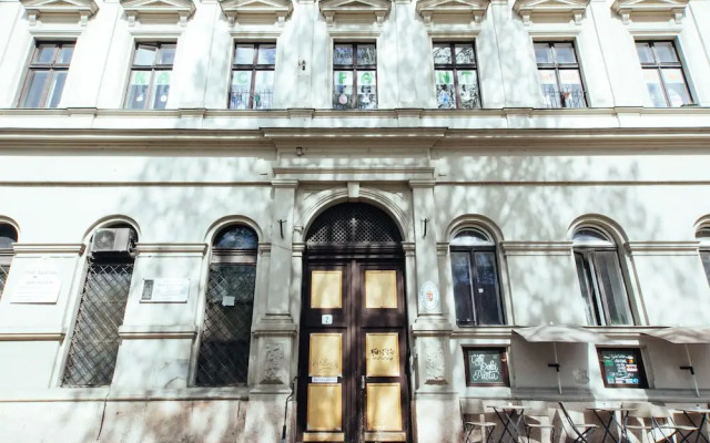 Play Apartment National Museum