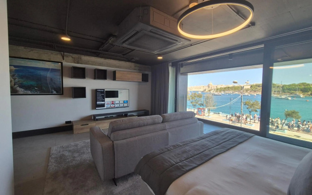 The Londoner Hotel Sliema