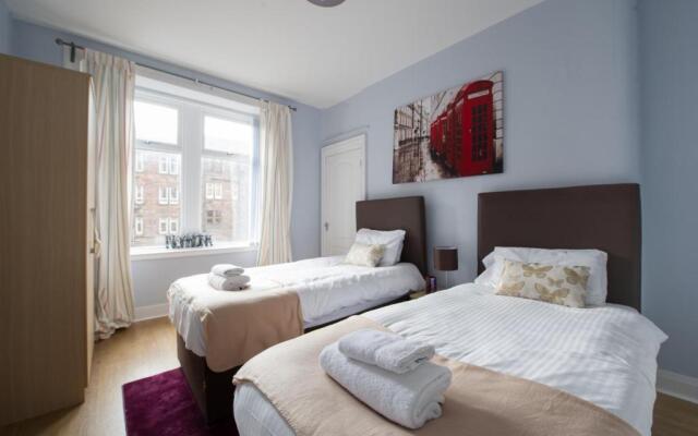 PREMIER - Crathie View Apartment