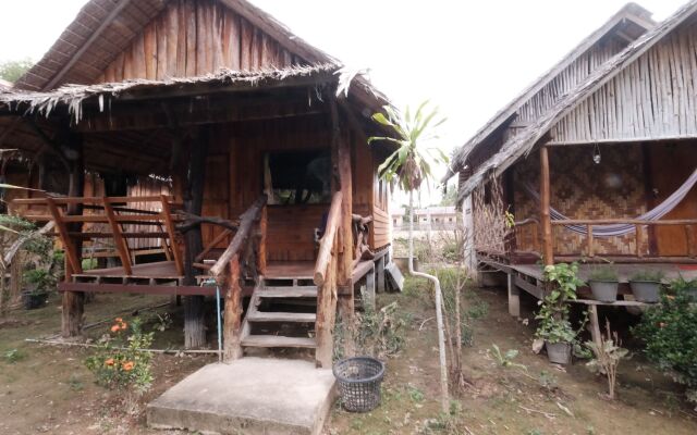 Mama Klong Khong Bungalow