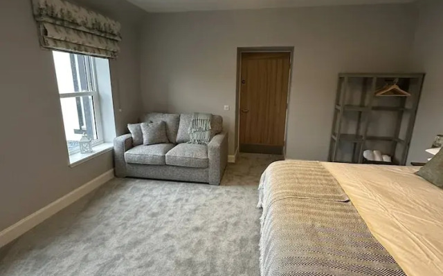 The Kenmuir Arms Hotel