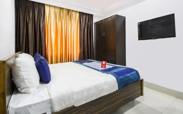 OYO 9627 Hotel Srinivasa Central