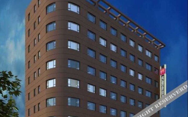 Home Inn Huaxuan Collection (Jingzhou Beijing Middle Road Meijiahua Branch)
