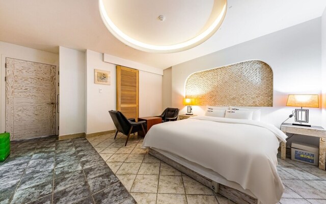 Chungju Apple Hotel