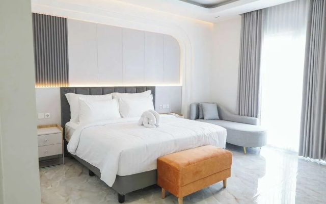 Toyo Hotel Purwokerto, Azana Hotels Collection