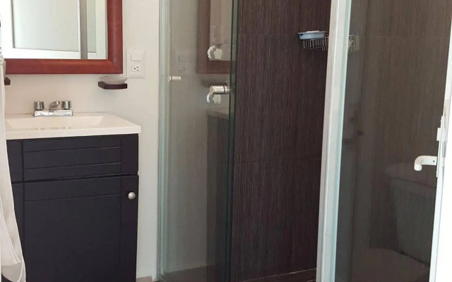 G K Suites Duraznos