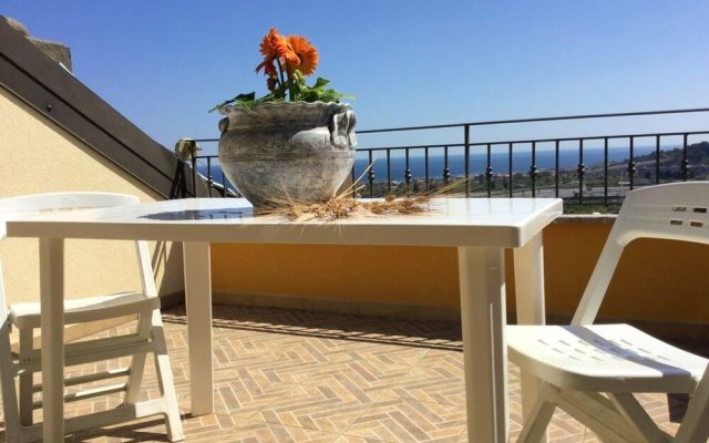 Apartment With 2 Bedrooms in Furci Siculo, With Wonderful sea View, Po