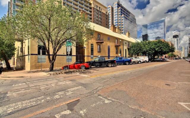 Austinstays Downtown Condo
