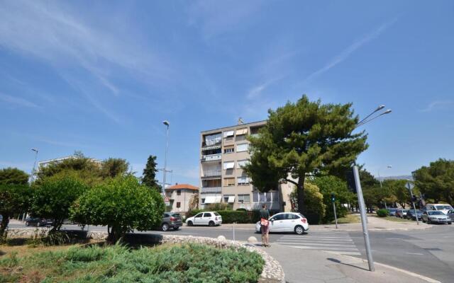 Sunshine Apartment