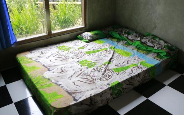 IS Homestay by ZUZU