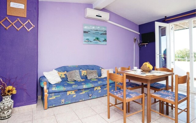 Stunning Apartment in Pakostane With 1 Bedrooms and Wifi