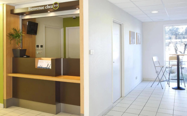 B&B HOTEL Marseille Aéroport Saint-Victoret