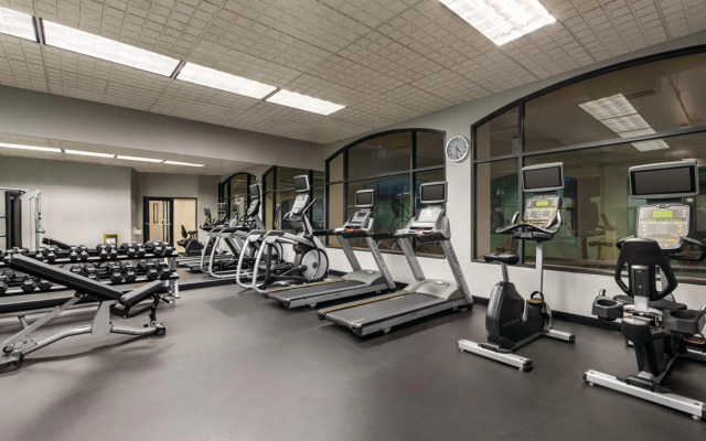 Holiday Inn Hotel & Suites North Vancouver by IHG