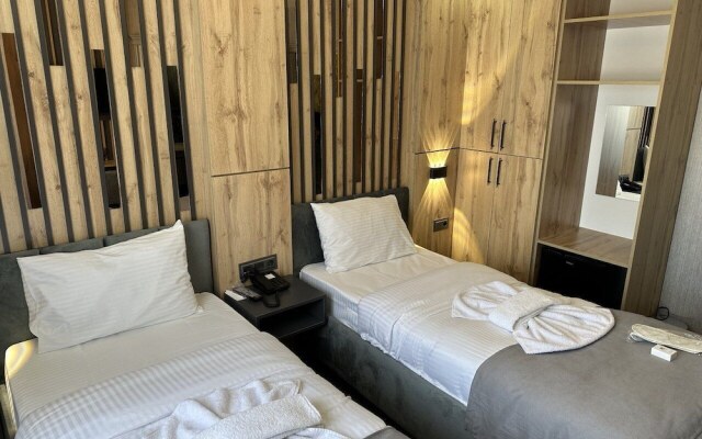 World Say Hotel