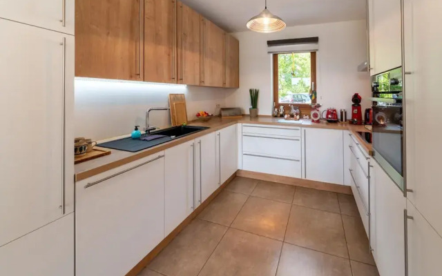 Magnificent Holiday Home for 6 Adults in Xhoffraix