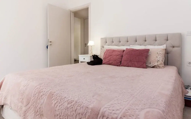 Palaio Faliro Gem 1 Bd Apt with Balcony