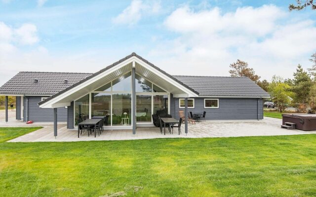 10 Person Holiday Home in Romo