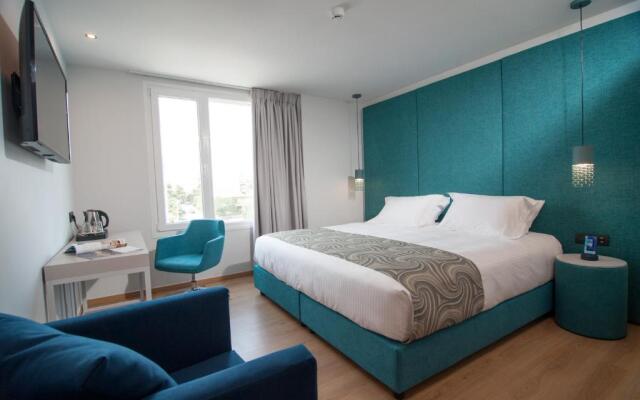 Athenaeum Smart Hotel