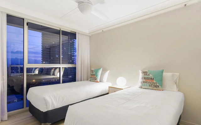 Sunbird Beach Resort – Guest Rooms – Gold Coast