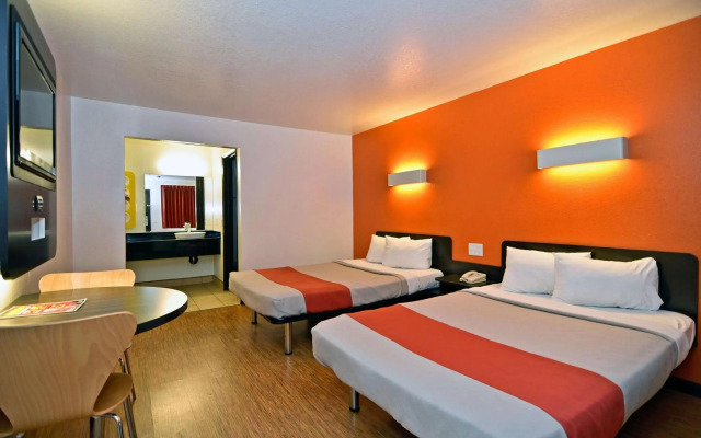 Motel 6 Fairfield, CA - Napa Valley