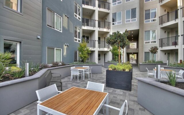 Urban Flat Apartments @ North San Jose