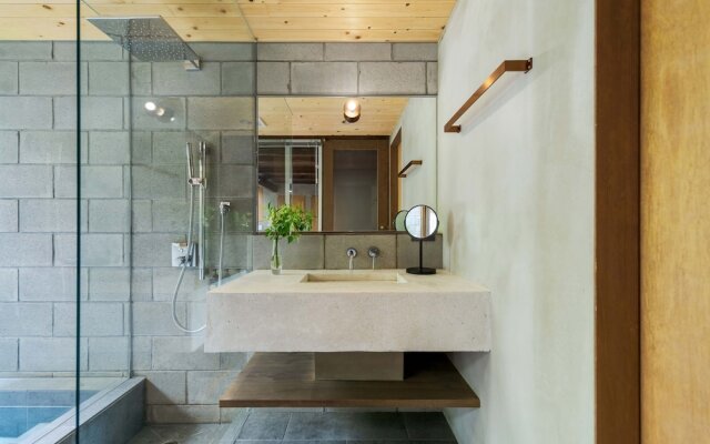 Yuzunoe Machiya House