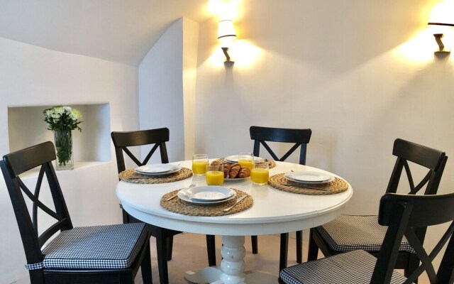 Luxury Victoria Apartments