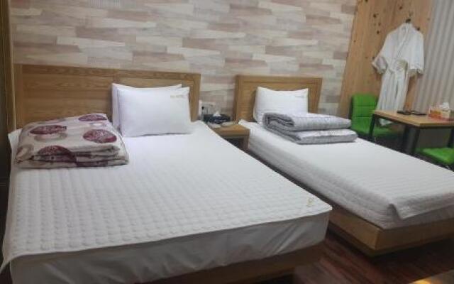 K7 Motel