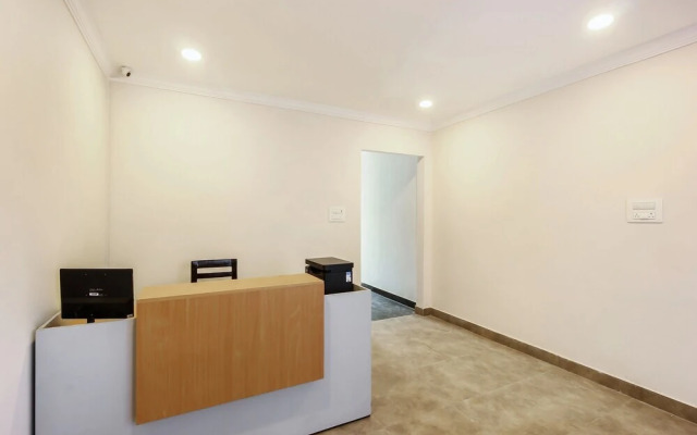 OYO Flagship 13544 Sri Sai Nilayam