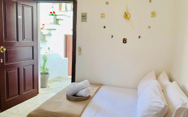 Skopelos Inn