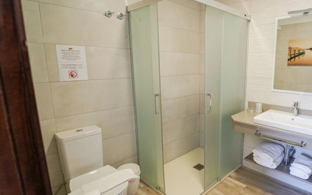 Hostal y Apartamento Rural Los Naranjos