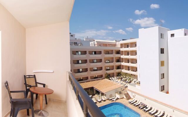 Invisa Hotel La Cala
