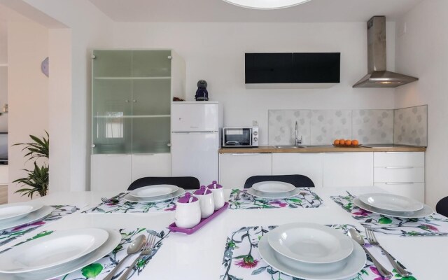 Amazing Home in Pula With Wifi and 4 Bedrooms