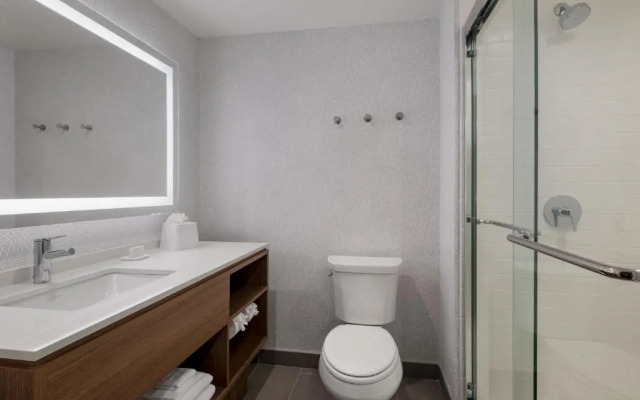 Home2 Suites by Hilton Houston Downtown Convention Center