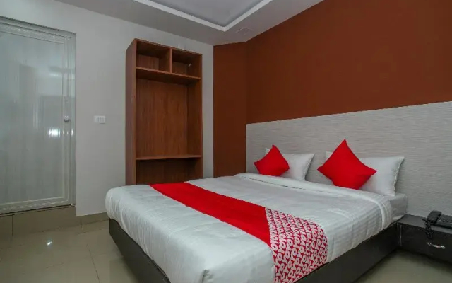 Varcity Phi Pavilion By OYO Rooms