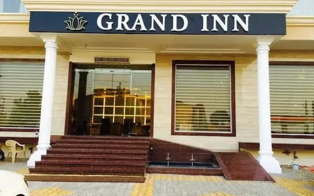 Grand Inn