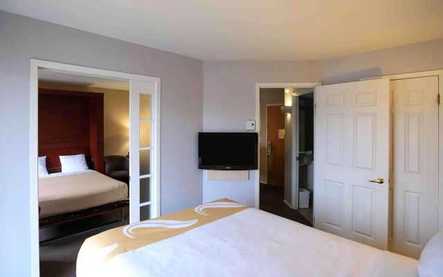 Quality Suites