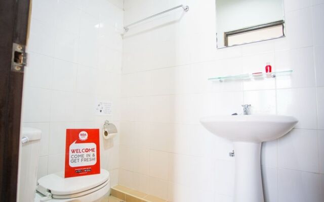 NIDA Rooms Phra Khanong 2163 Place