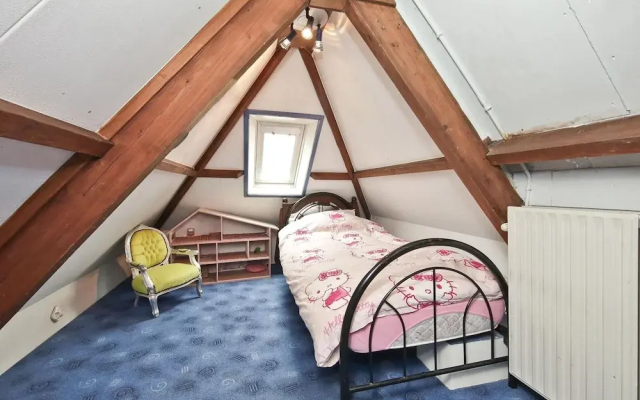 Characteristic Country House With Wellness