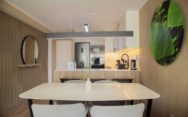 w Flawless 3BR w Balcony in Miraflores