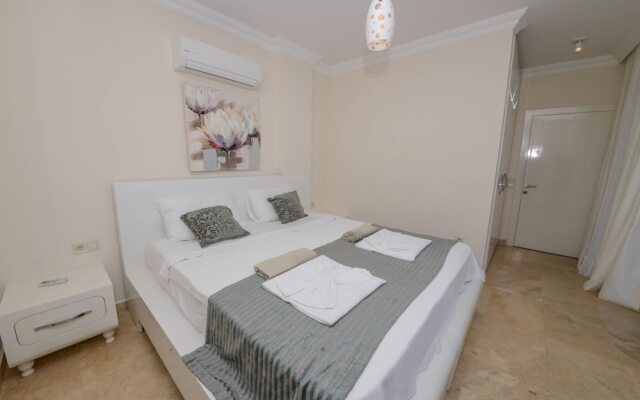 Villa Tuna by Akdenizvillam