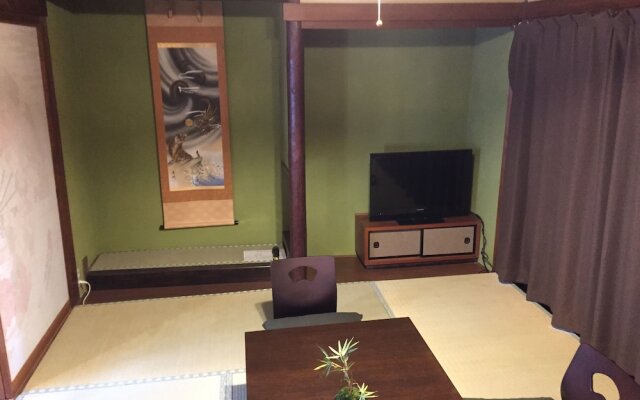 Higashiyama Kikyo-Tei Machiya Residence