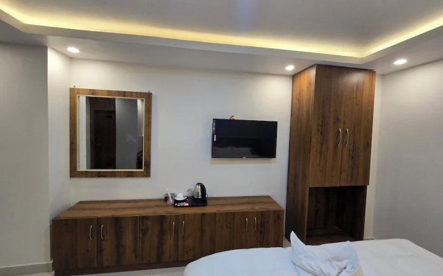 Hotel Kavaana Bardibas