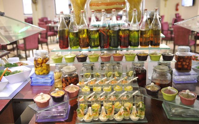 Al Aqeeq Madinah Hotel