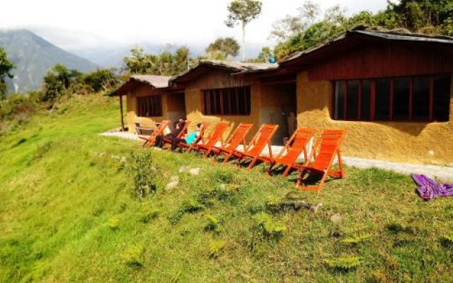 Llactapata Lodge Overlooking MachuPicchu