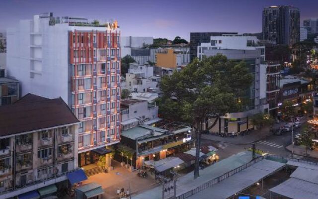 M Village Hotel Ton That Dam
